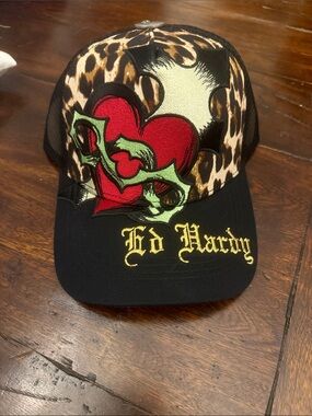 Ed Hardy Black Sacred Heart Trucker Hat in Leopard